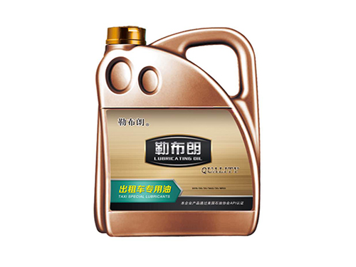 勒布朗发动机的润滑油应该怎么换？